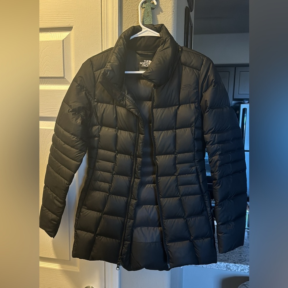 The North Face Women's Black Puffer Jacket